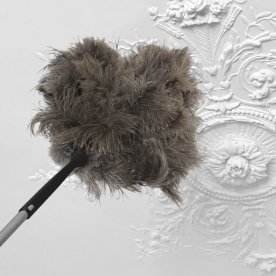 DUSTER IN OSTRICH FEATHER, THE TELESCOPIC